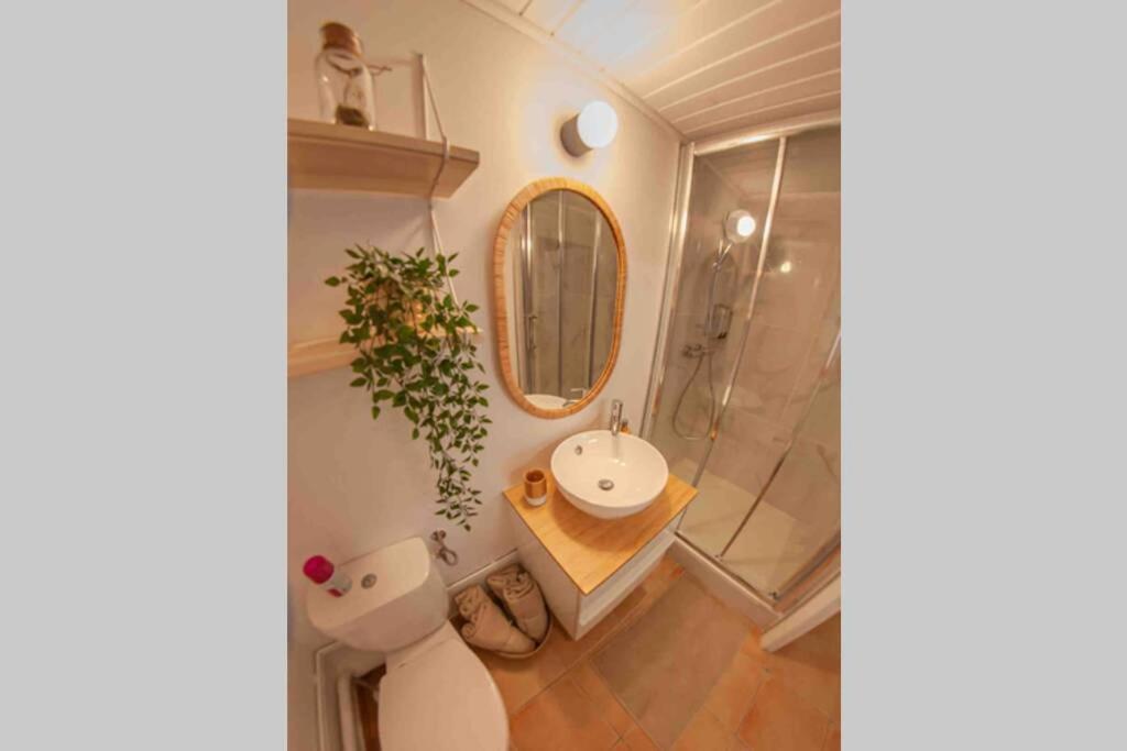 Charmant Studio/T2 Au Calme Avec Jardin Et Parking Fos-sur-Mer Exteriör bild